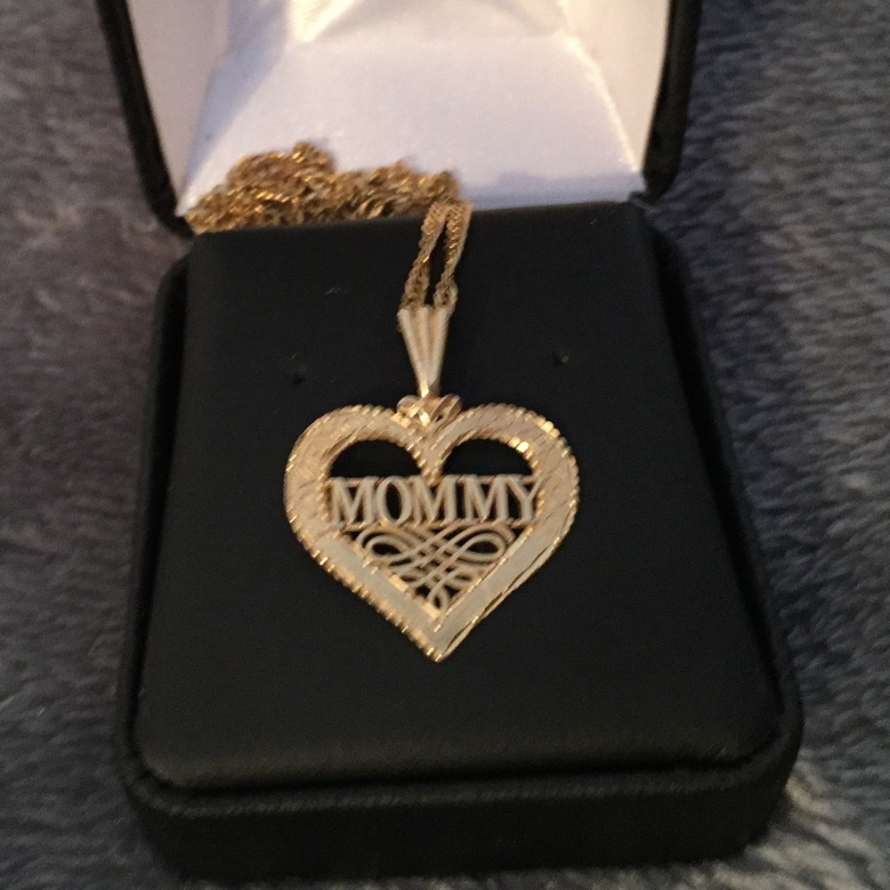 14K Mommy Charm & Necklace Set Perfect Condition